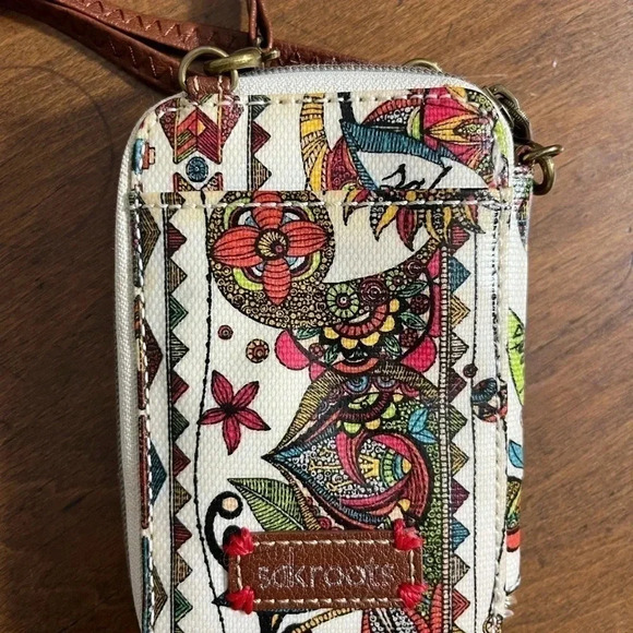 Beautiful Sak roots owl pattern wallet/Crossbody - Picture 7 of 7